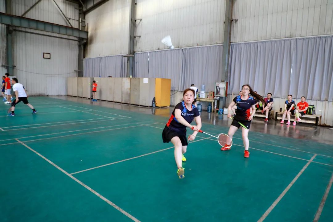 激情碰撞 羽球飞扬——jdpay钱包高科工会举办2022年职工羽毛球比赛